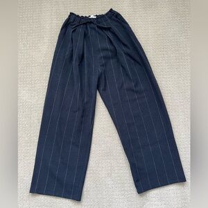 Euc girl’s Zara navy pinstripe pants size 9